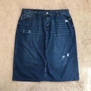 Shein curve plus size dark blue distressed denim skirt size 3XL / 18